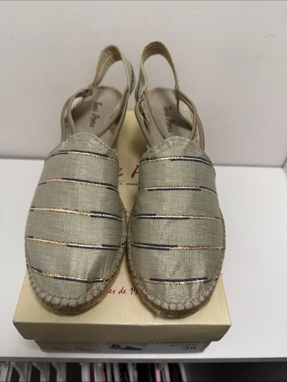 Espadrille Slingback Wedge in Light green with Metallic Stripes, elastic straps